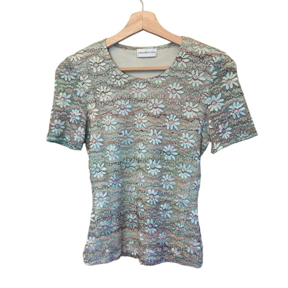 Vintage Women's‎ Floral Lace Top
